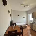 Anel בית הארחה Vlorë
