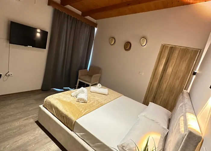 Konukevi Anel 3*