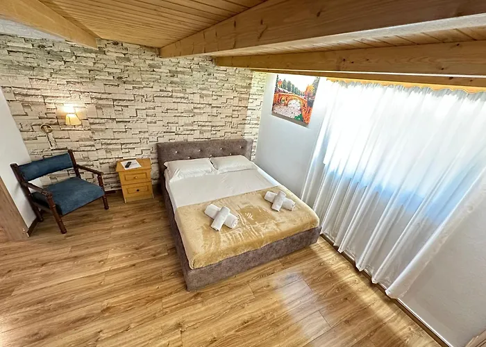 Konukevi Anel Avlonya