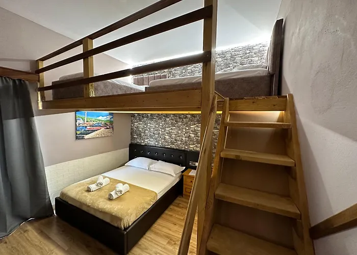 Konukevi Anel 3*
