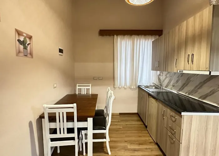 Anel Konukevi 3*