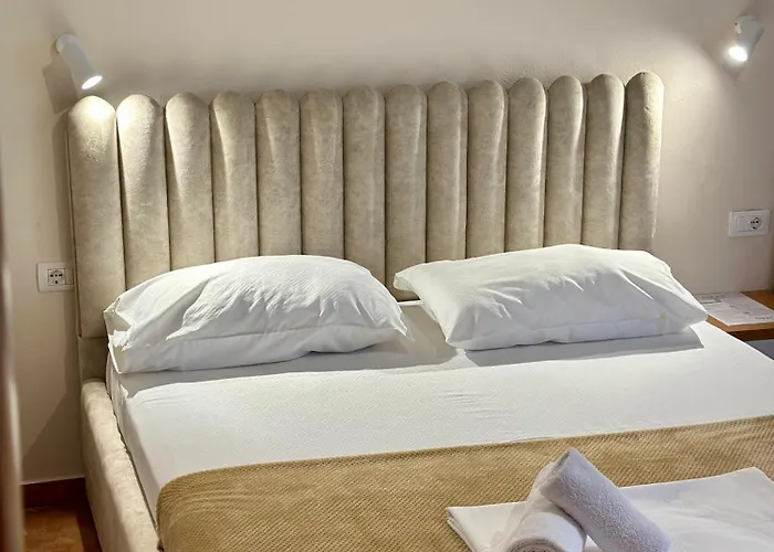 Anel Konukevi 3*